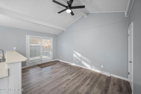 Tiny photo for 6051 Dellwood Drive, Toledo, OH 43613 (MLS # 10002456)