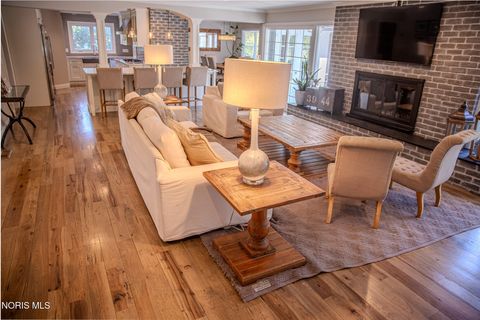 Tiny photo for 2148 Emkay Drive, Ottawa Hills, OH 43606 (MLS # 10004735)