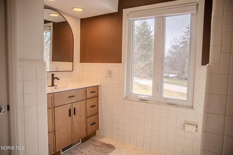 Tiny photo for 2148 Emkay Drive, Ottawa Hills, OH 43606 (MLS # 10004735)