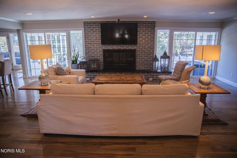 Tiny photo for 2148 Emkay Drive, Ottawa Hills, OH 43606 (MLS # 10004735)