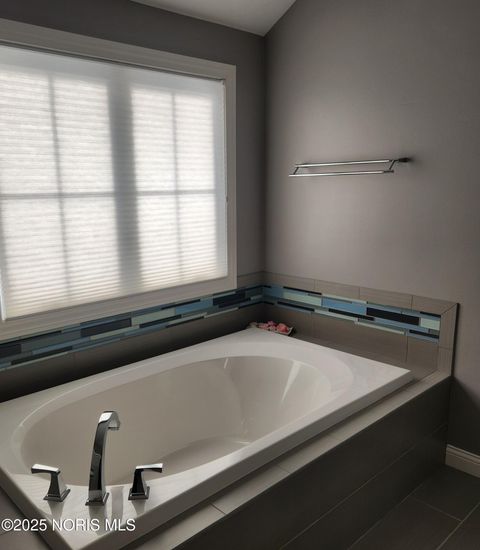 Tiny photo for 8342 Water Park Drive, Holland, OH 43528 (MLS # 10001980)