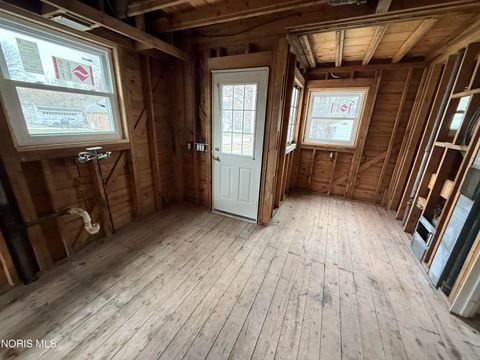 Tiny photo for 2701 Gunckel Boulevard, Toledo, OH 43606 (MLS # 10005357)