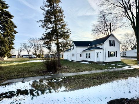 Photo of 10 Sugar Street, West Leipsic, OH 45856 (MLS # 10002451)