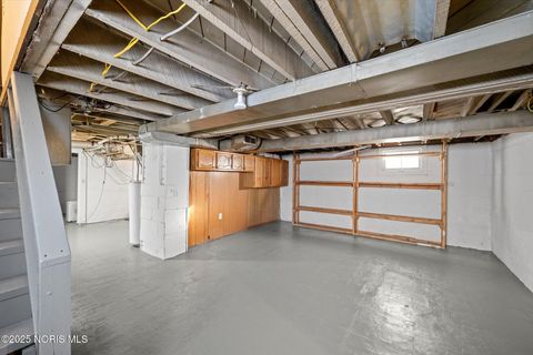 Tiny photo for 721 Hampton Avenue, Toledo, OH 43609 (MLS # 10001995)