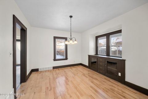 Tiny photo for 721 Hampton Avenue, Toledo, OH 43609 (MLS # 10001995)