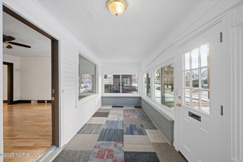 Tiny photo for 721 Hampton Avenue, Toledo, OH 43609 (MLS # 10001995)