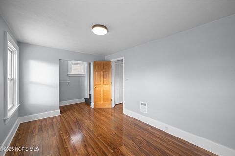 Tiny photo for 721 Hampton Avenue, Toledo, OH 43609 (MLS # 10001995)