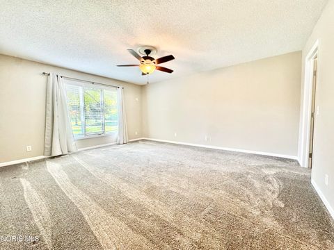 Tiny photo for 29660 E River Road, Perrysburg, OH 43551 (MLS # 10009425)