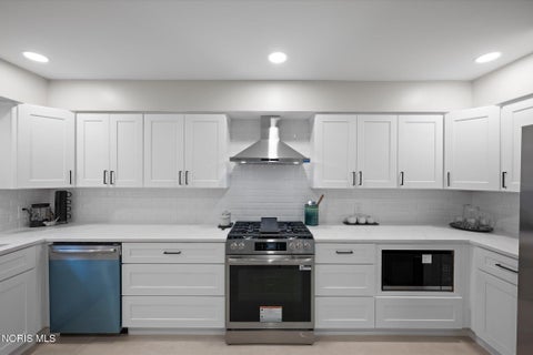 Tiny photo for 3986 W Bancroft Street, Ottawa Hills, OH 43606 (MLS # 10014138)
