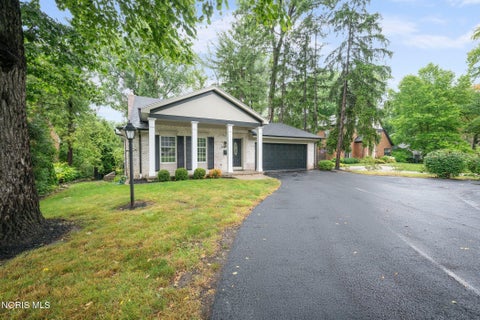 Tiny photo for 3986 W Bancroft Street, Ottawa Hills, OH 43606 (MLS # 10014138)