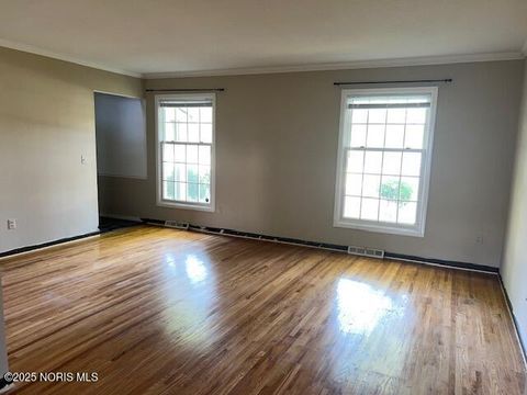 Tiny photo for 5743 E Candlestick Court, Toledo, OH 43615 (MLS # 10000785)