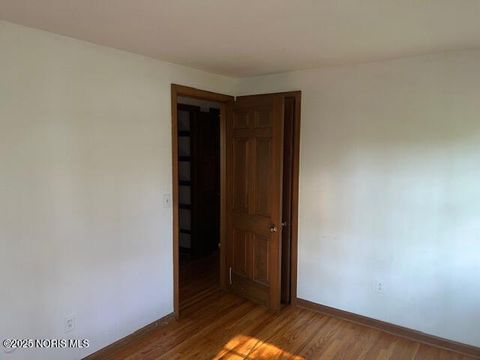 Tiny photo for 5743 E Candlestick Court, Toledo, OH 43615 (MLS # 10000785)