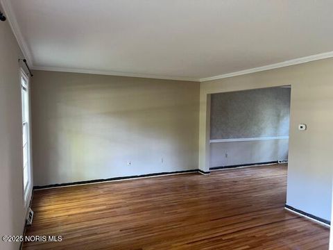 Tiny photo for 5743 E Candlestick Court, Toledo, OH 43615 (MLS # 10000785)