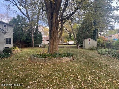 Tiny photo for 5743 E Candlestick Court, Toledo, OH 43615 (MLS # 10000785)