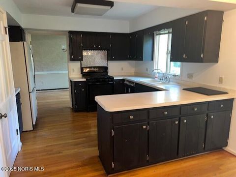 Tiny photo for 5743 E Candlestick Court, Toledo, OH 43615 (MLS # 10000785)