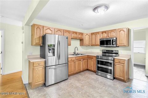 Tiny photo for 4914 Bales Road, Toledo, OH 43613 (MLS # 10003153)