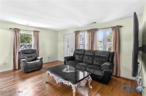 Tiny photo for 4914 Bales Road, Toledo, OH 43613 (MLS # 10003153)