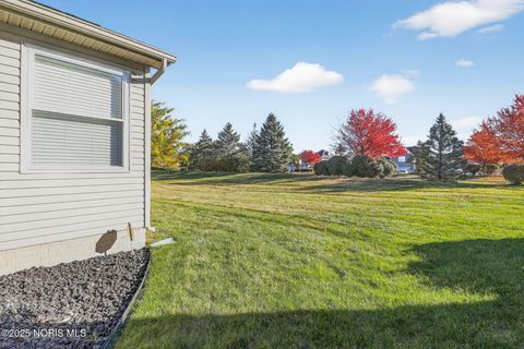 Tiny photo for 4541 Harbour Creek Court, Maumee, OH 43537 (MLS # 10000744)