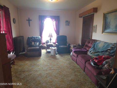 Tiny photo for 2872 County Road 11, Wauseon, OH 43567 (MLS # 10000742)