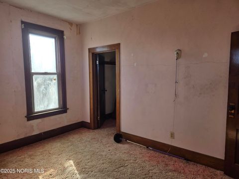 Tiny photo for 2872 County Road 11, Wauseon, OH 43567 (MLS # 10000742)