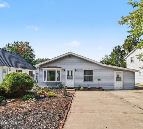 Tiny photo for 1412 N Orchard Beach Drive, Port Clinton, OH 43452 (MLS # 10012912)