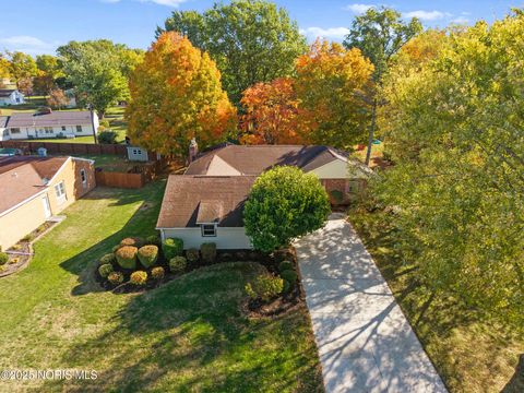 Tiny photo for 418 W Ridge Drive, Fostoria, OH 44830 (MLS # 10000528)