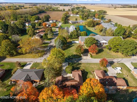 Tiny photo for 418 W Ridge Drive, Fostoria, OH 44830 (MLS # 10000528)