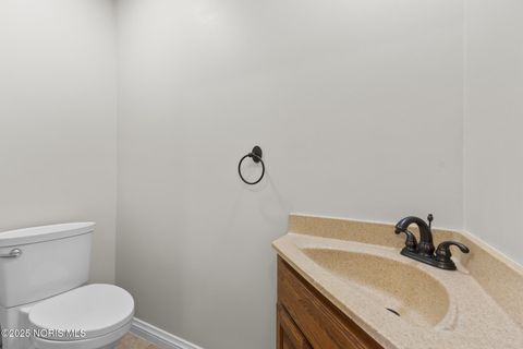 Tiny photo for 418 W Ridge Drive, Fostoria, OH 44830 (MLS # 10000528)