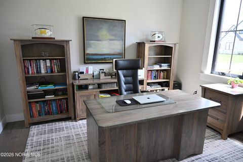 Tiny photo for 7524 Larberg Lane, Sylvania, OH 43560 (MLS # 10002932)