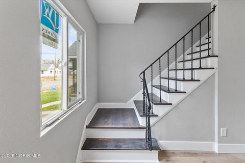 Tiny photo for 914 Turner Avenue, Toledo, OH 43607 (MLS # 10001762)