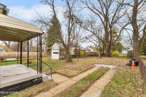 Tiny photo for 914 Turner Avenue, Toledo, OH 43607 (MLS # 10001762)