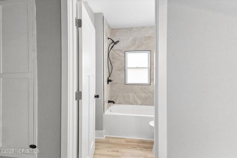 Tiny photo for 914 Turner Avenue, Toledo, OH 43607 (MLS # 10001762)