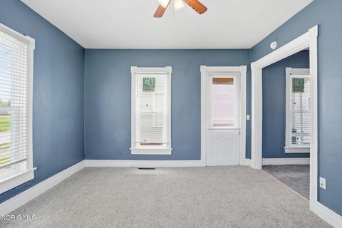 Tiny photo for 337 Mcdougal Street, Fostoria, OH 44830 (MLS # 10007516)