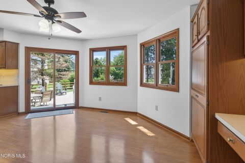 Tiny photo for 615 Holbrook Court, Perrysburg, OH 43551 (MLS # 10008178)
