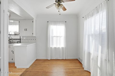 Tiny photo for 5815 W Bancroft Street, Toledo, OH 43615 (MLS # 10004433)