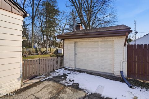 Tiny photo for 5815 W Bancroft Street, Toledo, OH 43615 (MLS # 10004433)