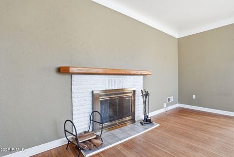 Tiny photo for 5815 W Bancroft Street, Toledo, OH 43615 (MLS # 10004433)