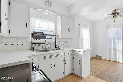 Tiny photo for 5815 W Bancroft Street, Toledo, OH 43615 (MLS # 10004433)