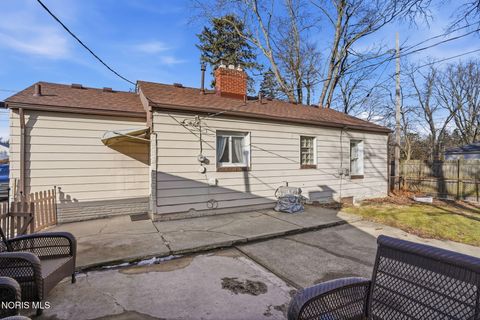 Tiny photo for 5815 W Bancroft Street, Toledo, OH 43615 (MLS # 10004433)