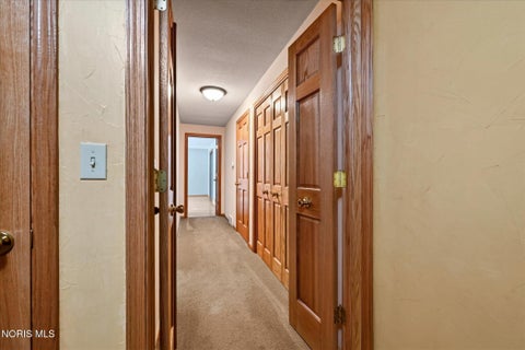 Tiny photo for 6164 Valley Park Drive, Toledo, OH 43623 (MLS # 10014871)