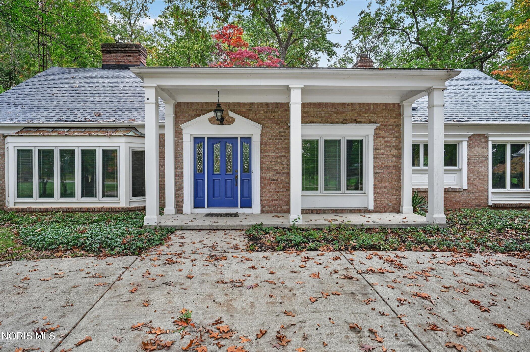 6164 Valley Park Drive