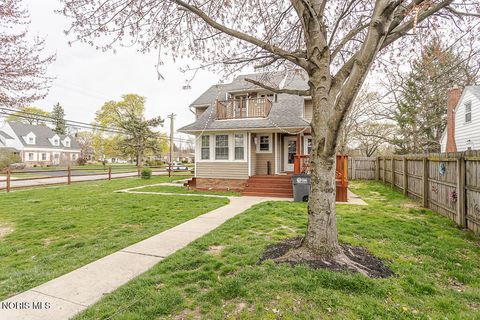 Tiny photo for 3402 Beverly Drive, Toledo, OH 43614 (MLS # 10006178)