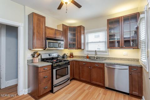 Tiny photo for 3402 Beverly Drive, Toledo, OH 43614 (MLS # 10006178)