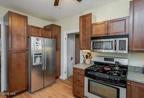 Tiny photo for 3402 Beverly Drive, Toledo, OH 43614 (MLS # 10006178)