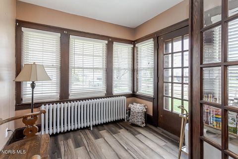 Tiny photo for 3402 Beverly Drive, Toledo, OH 43614 (MLS # 10006178)