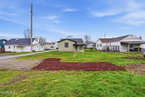 Tiny photo for 243 Monroe Avenue, Findlay, OH 45840 (MLS # 10005188)