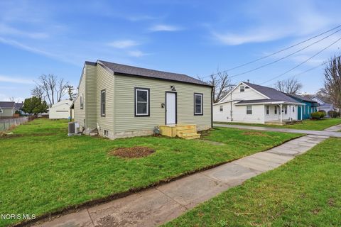 Tiny photo for 243 Monroe Avenue, Findlay, OH 45840 (MLS # 10005188)