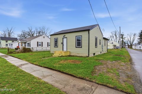 Tiny photo for 243 Monroe Avenue, Findlay, OH 45840 (MLS # 10005188)