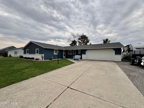 Tiny photo for 419 Cardinal Drive, Bryan, OH 43506 (MLS # 10006248)