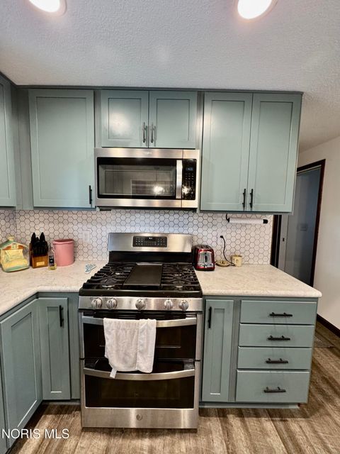 Tiny photo for 419 Cardinal Drive, Bryan, OH 43506 (MLS # 10006248)